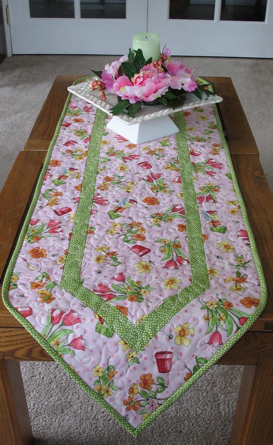 Tulip Table Runner quilted Spring and Summer fabric from Red Rooster great for Easter