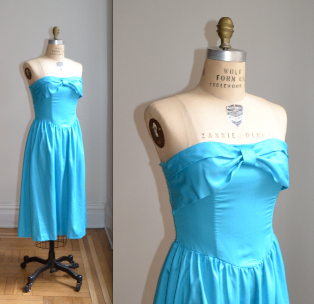 Bright Blue Bow Strapless 80s Dress, Size M/L// 80s Prom Dress