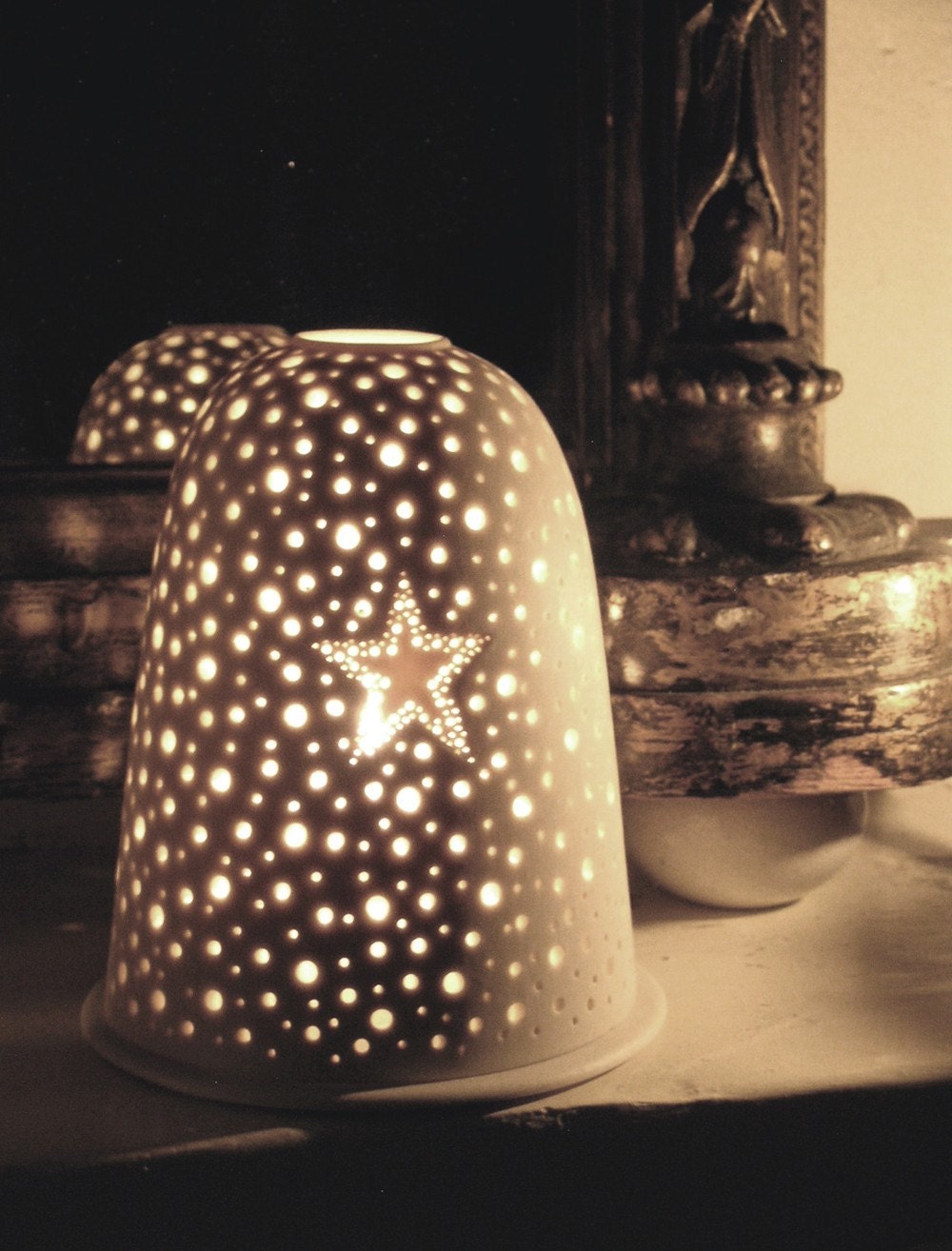 Medium Porcelain Pierced Star Tea Light Holder