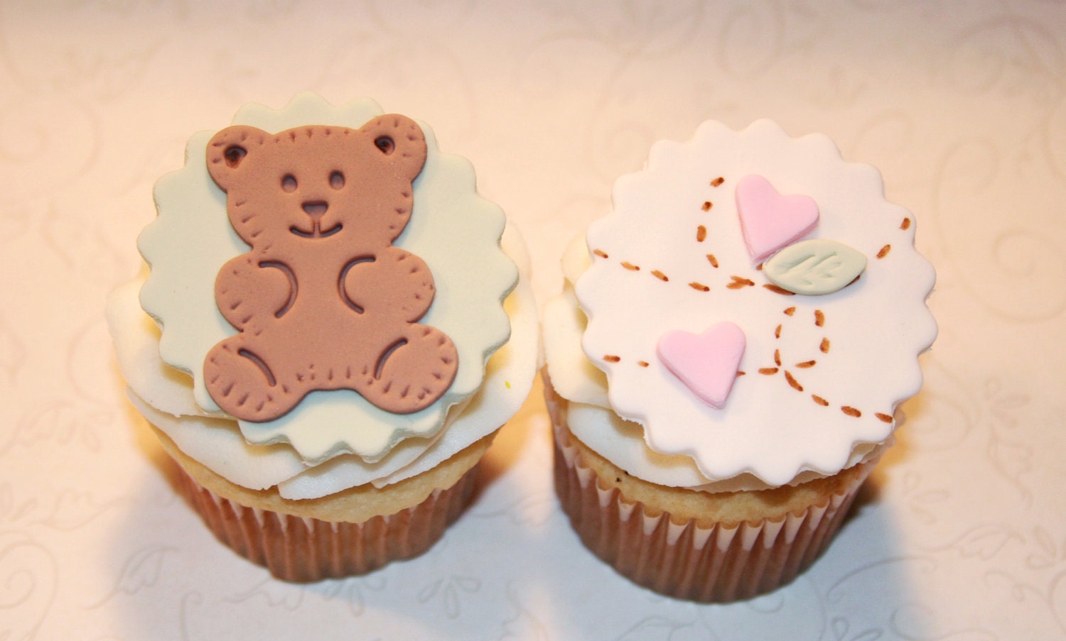 Fondant cupcake toppers Baby Shower , Teddy Bear