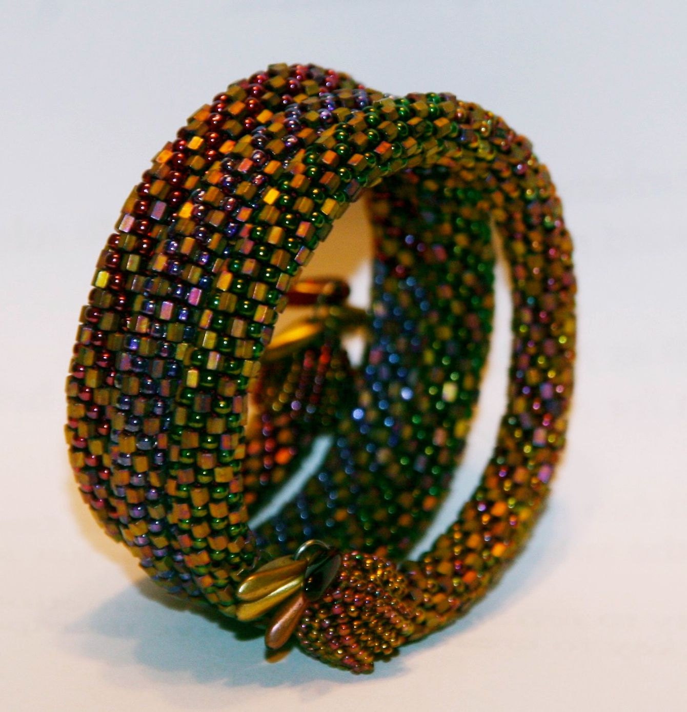 Bead Crochet Bangle Pattern: Multi-Strand by Linda Lehman