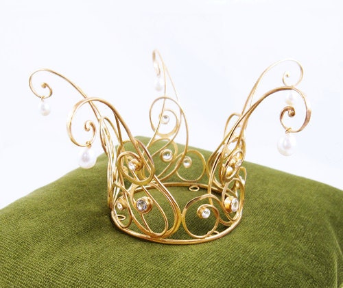Golden Fairytale Princess Crown of gold covered silver, white topaz and pearls