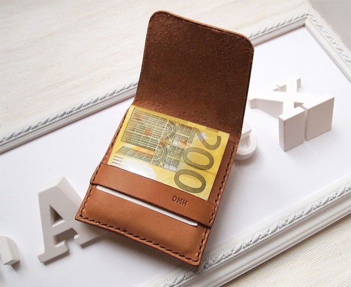 Personalized Wallet / Card Holder - Leather - Tan - Hand Stitched