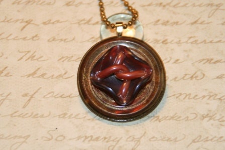 Basket Weave Fancy Nancy Button Necklace