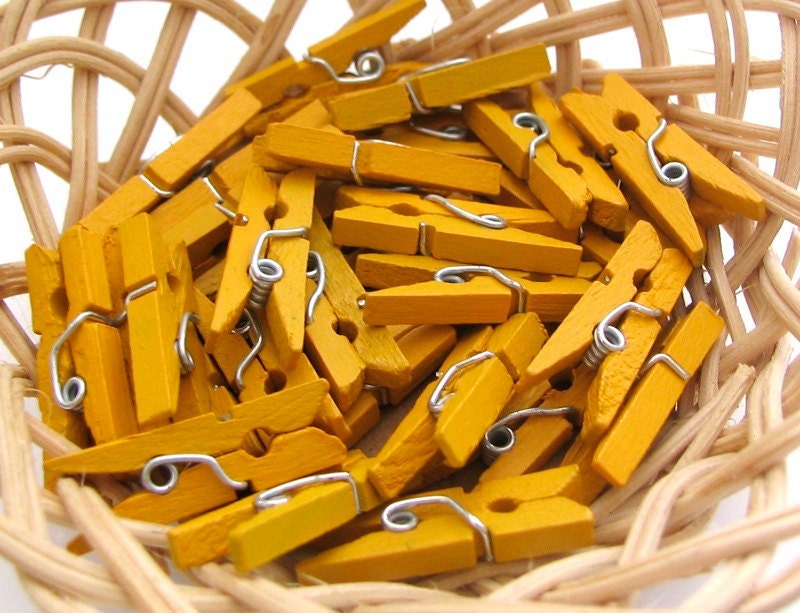 120 pcs Mini Clothespins Lemon Yellow (25x3mm)
