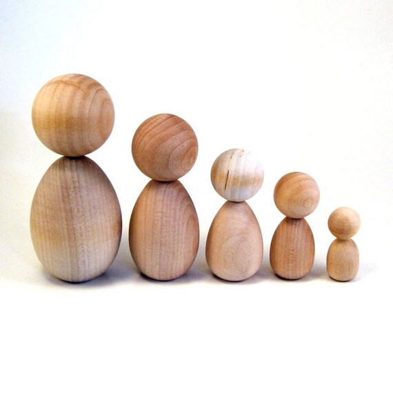 Wooden Kokeshi Dolls - DIY - Family of Five Different Sizes - Ready To Paint Wooden Dolls