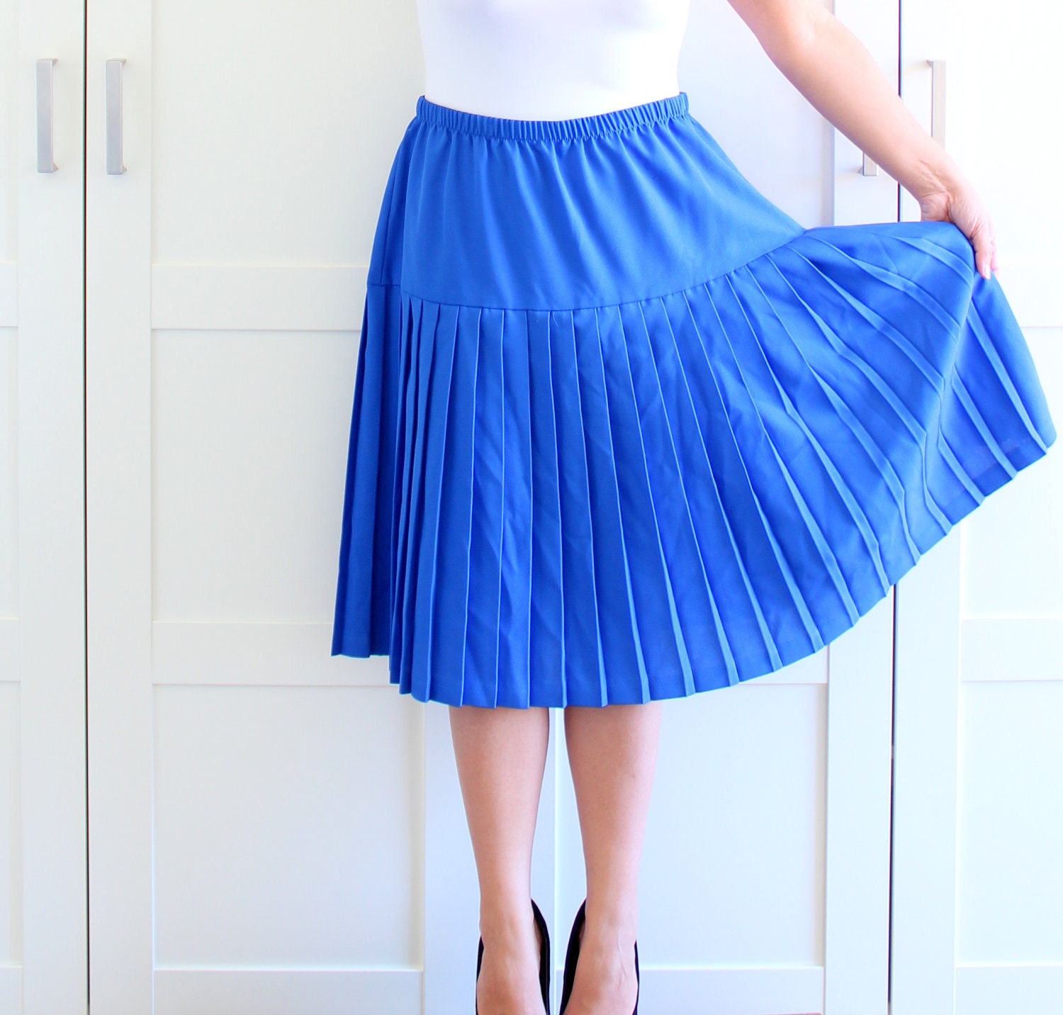 Vintage Pleated Skirt, Plus Size Jewel Tone Royal Blue Accordian Pleat Midi Skirt, size XL Plus Size