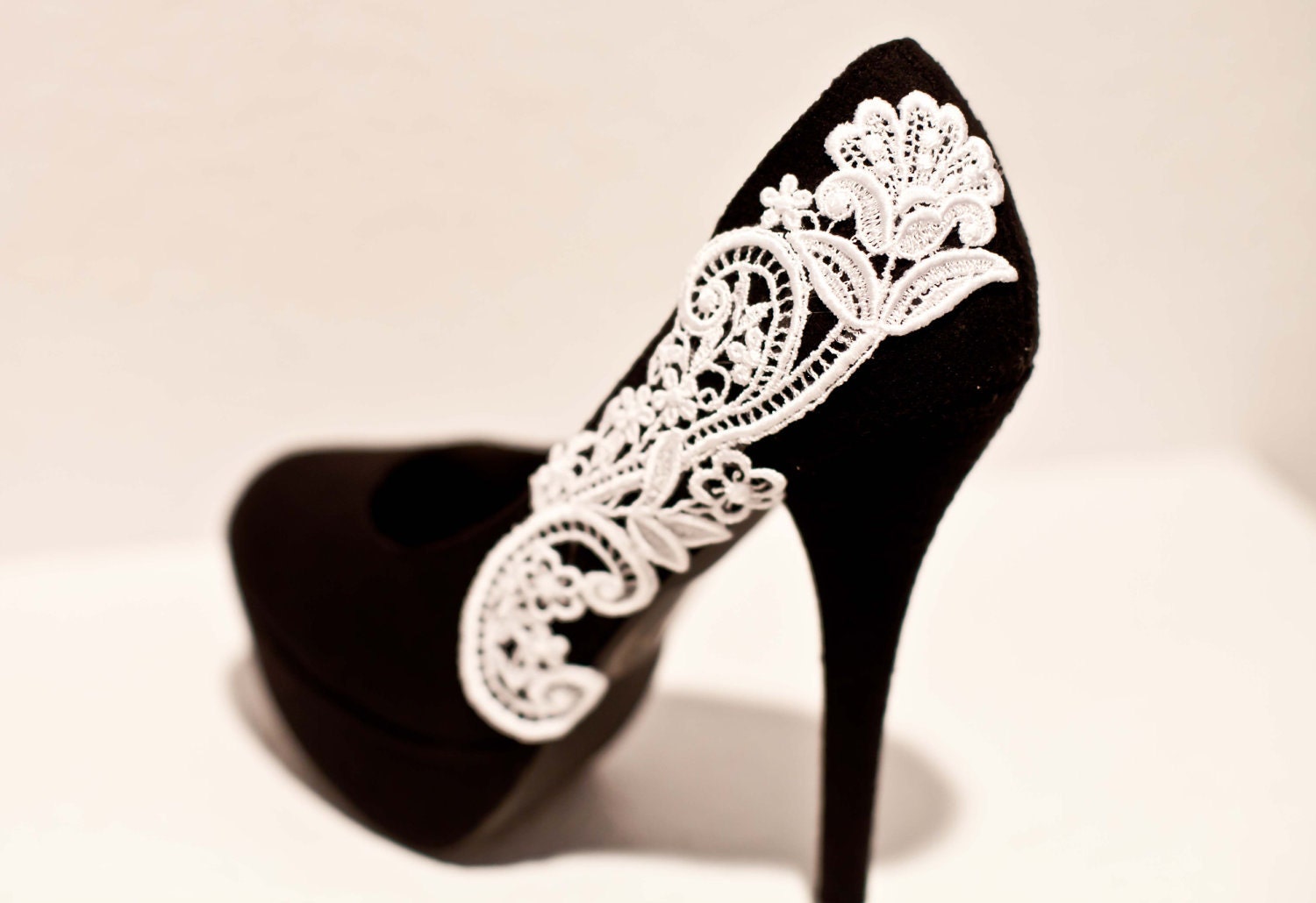 Black Pumps with White Venise Lace ... Size 5.5