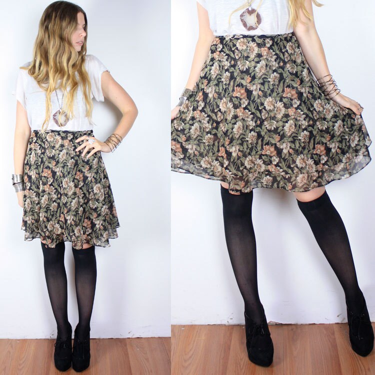 Vintage 90s Floral Grunge Mini Skirt