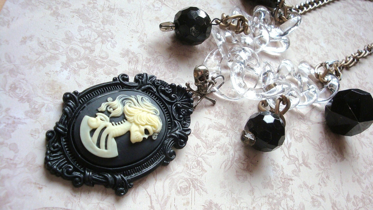 Zombie Cameo Necklace with Lucite Chain Links