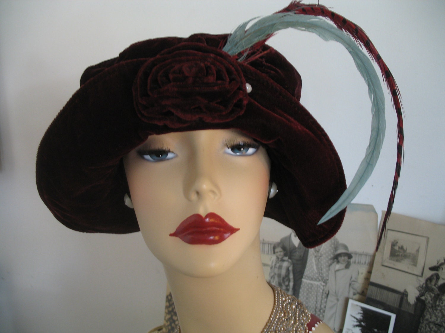 1940's Cloche Hat-Velvet Burgundy