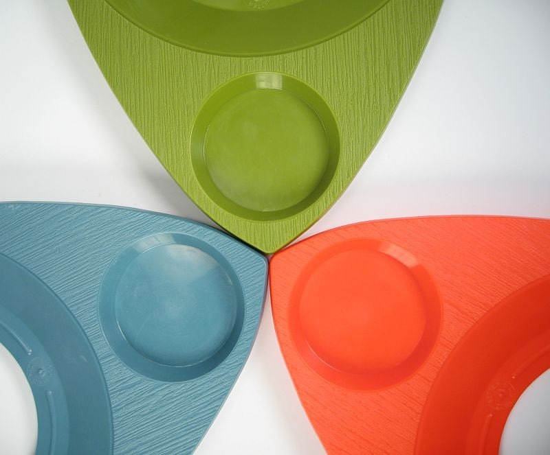 Vintage Plastic Picnic Plate Cup Holders by fallbackcrush on Etsy