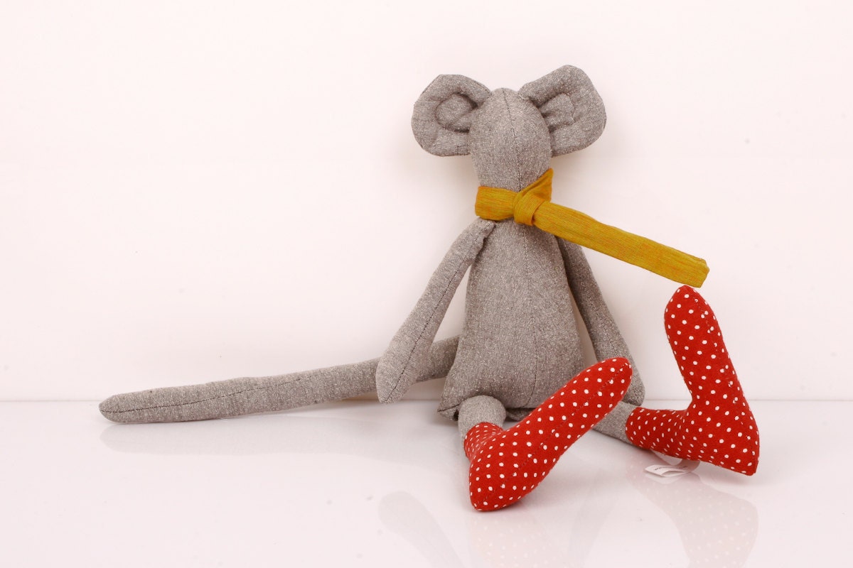 Springtime Mouse - gray Mouse Wearing Dotted red socks and Mustard yellow scarf - handmade fabric doll