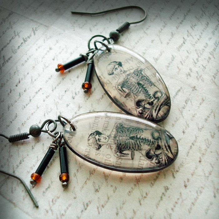 Venus de Milo, skeletal, zombie,guts, resin earrings