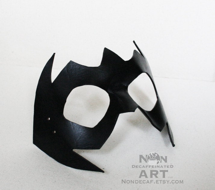 Night Hero - Leather Mask Style 3 - in black