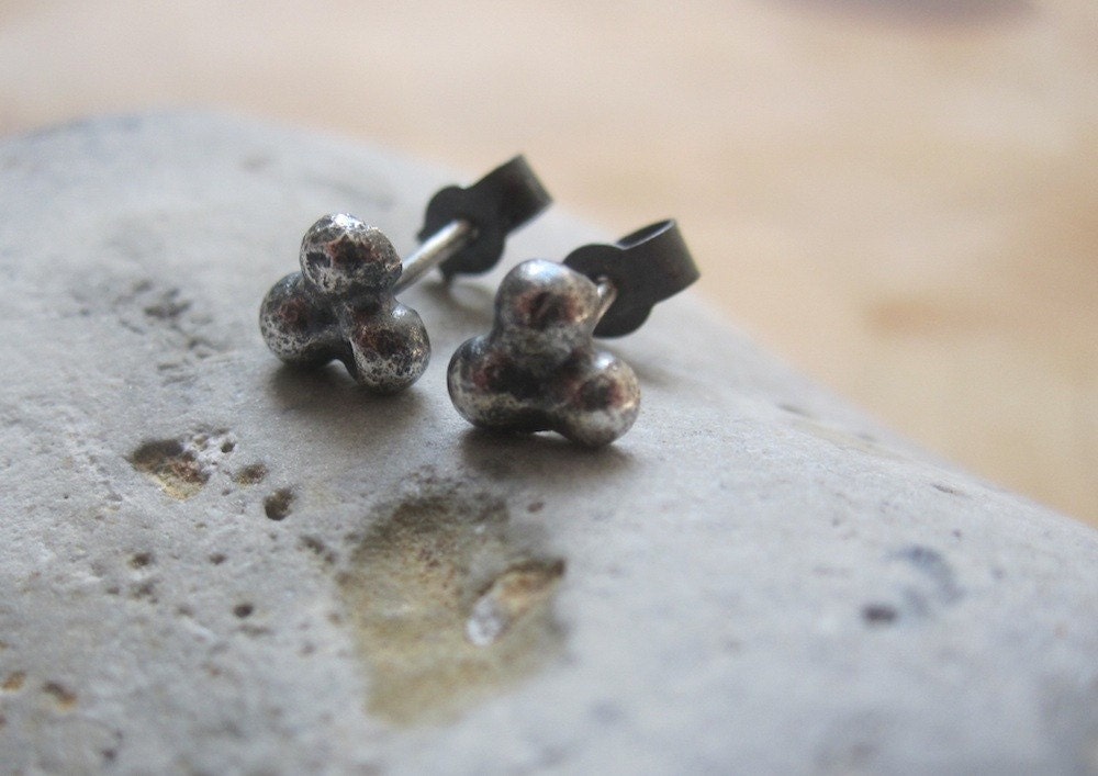 sterling silver triple dot studs