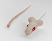 White Rat brooch/Hat Pin