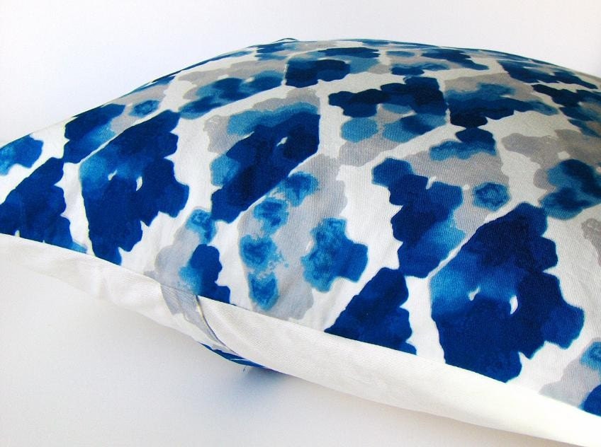 Throw Pillow Cover / Blue Watercolor / 18x18