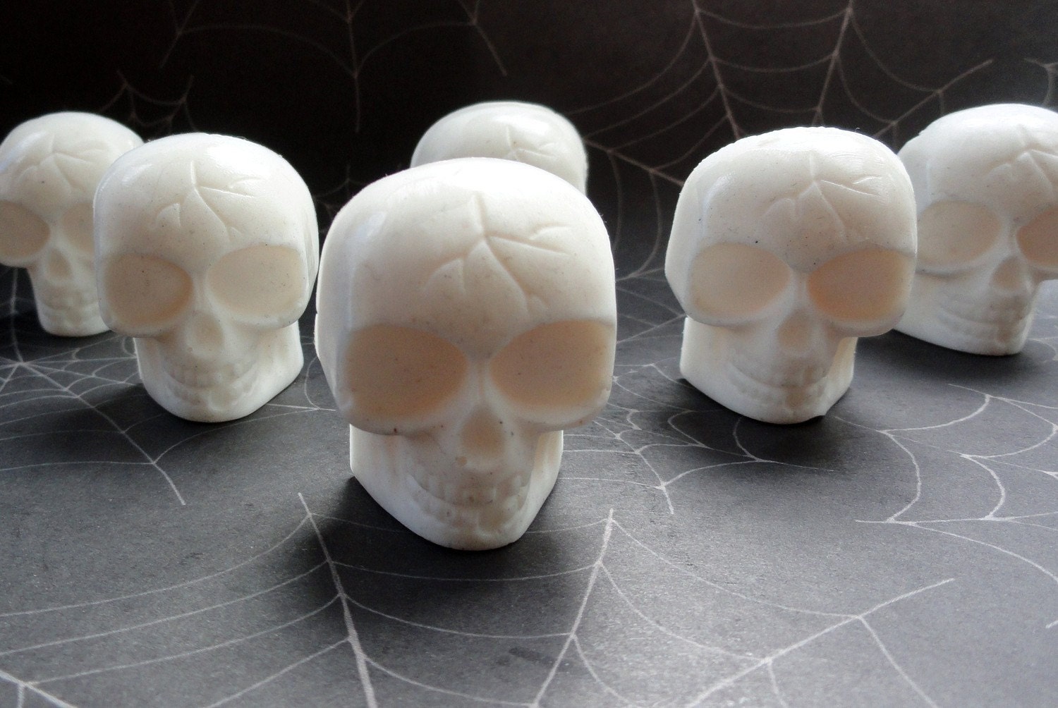 ScArY  sKuLLs SoAP