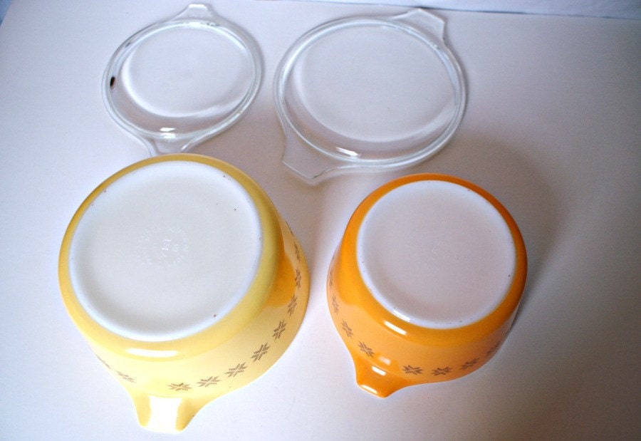 Vintage Orange and Yellow Pyrex Dishes