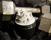 Sample Size Strongman Tobacco Flower and Honey Sensational Jojoba Body Scrub