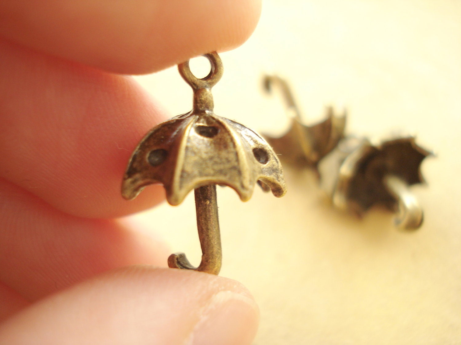 10pcs 3D UMBRALLE Antiqued Bronze Charms Pendant/ Finding Drops SB222