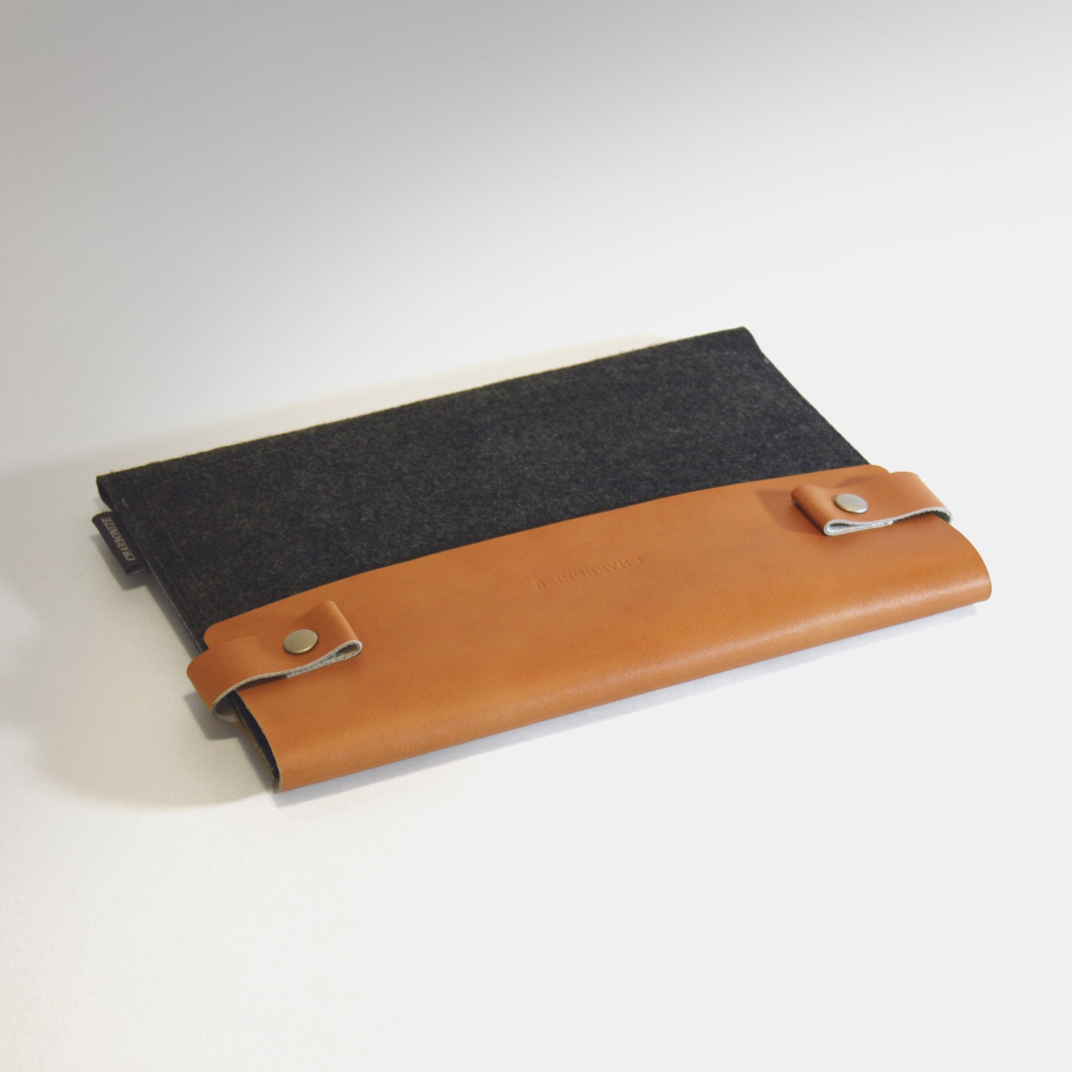 NEW --- iPad / iPad2/3 Sleeve - Brown Leather with Grey Wool Felt