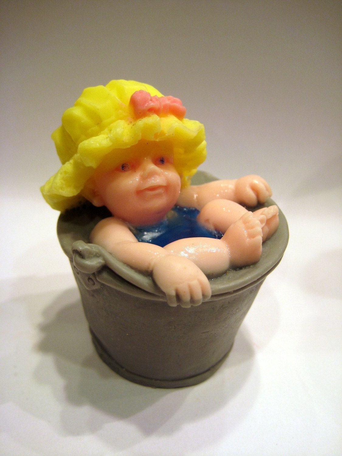baby in bucket creative soap
