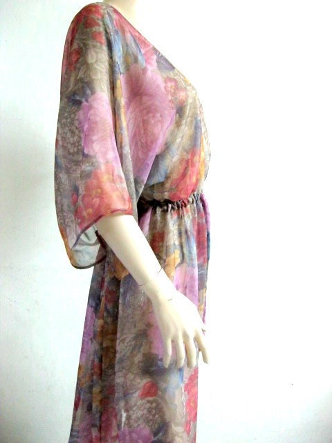 Kaftan Dress in Floral Design Gift for Her Loungewear Wedding Bridal Shower Birthday Valentine Day Anniversary Bridesmaid Robes