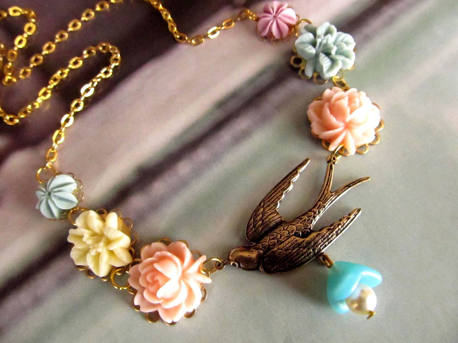 Dahlia Vintage Inspired Floral Necklace,Resin Flowers,Pastel colors, Feminine Pretty. FREE SHIPPING