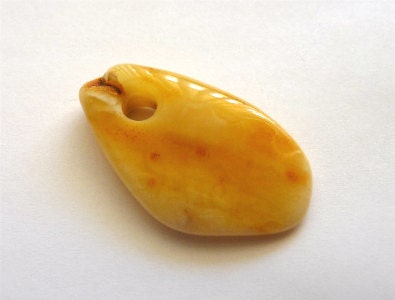 Baltic Amber Butterscotch Pendant Nugget 1.2"