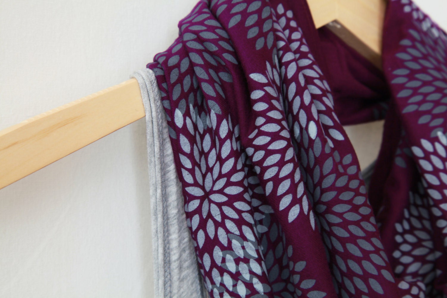 INFINITY SCARF - Screen Printed - Gray Flowers on Plum
