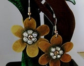 Tiny Crystals Sunflower Daisy Dangle Earrings.