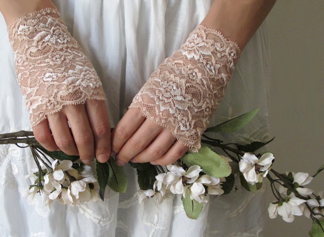 Lace Gloves, wedding accessory CREAM, bridal accessory, fairy, ivory