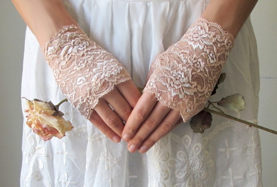 Lace Gloves, wedding accessory CREAM, bridal accessory, fairy, ivory