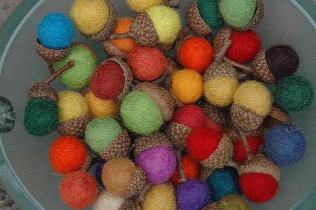 Wool Acorns-12 handmade felted wool acorns