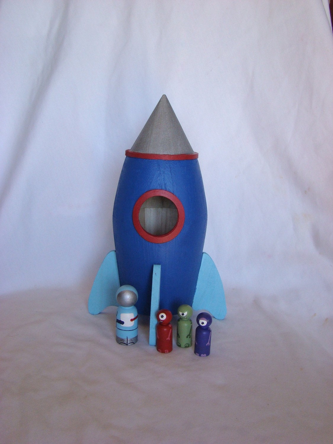 IN STOCK - Rocket, Aliens & Astronaut Wood Pegs - Hand Painted