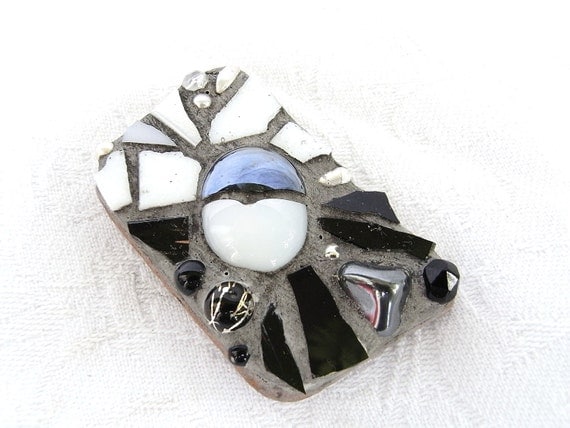 Mini Mosaic Stone - Good Luck Stone black/white