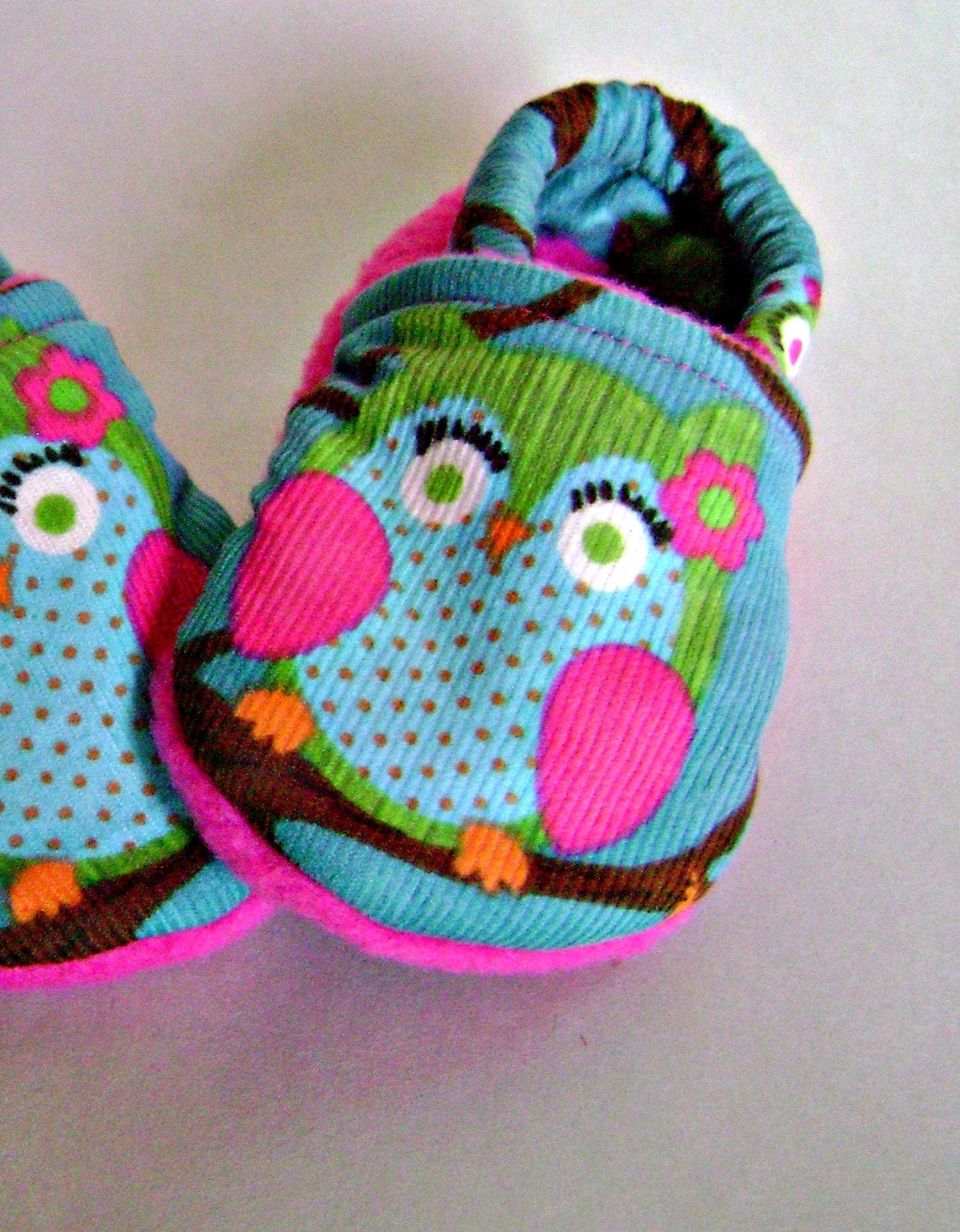 Baby girl owl shoes, owl crib shoes, infant toddler booties, soft sole