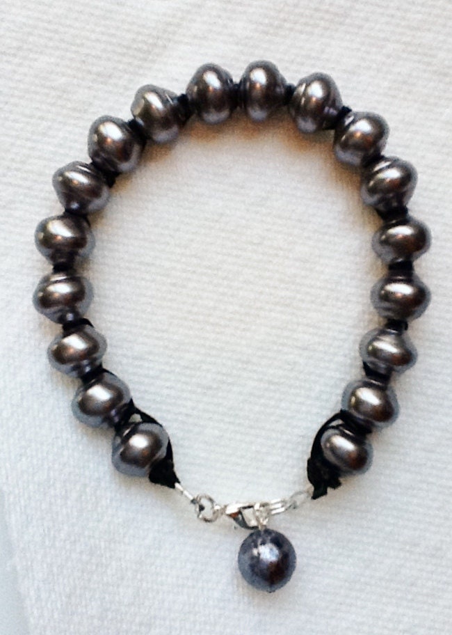 Saltwater Pearl and Leather Bracelet