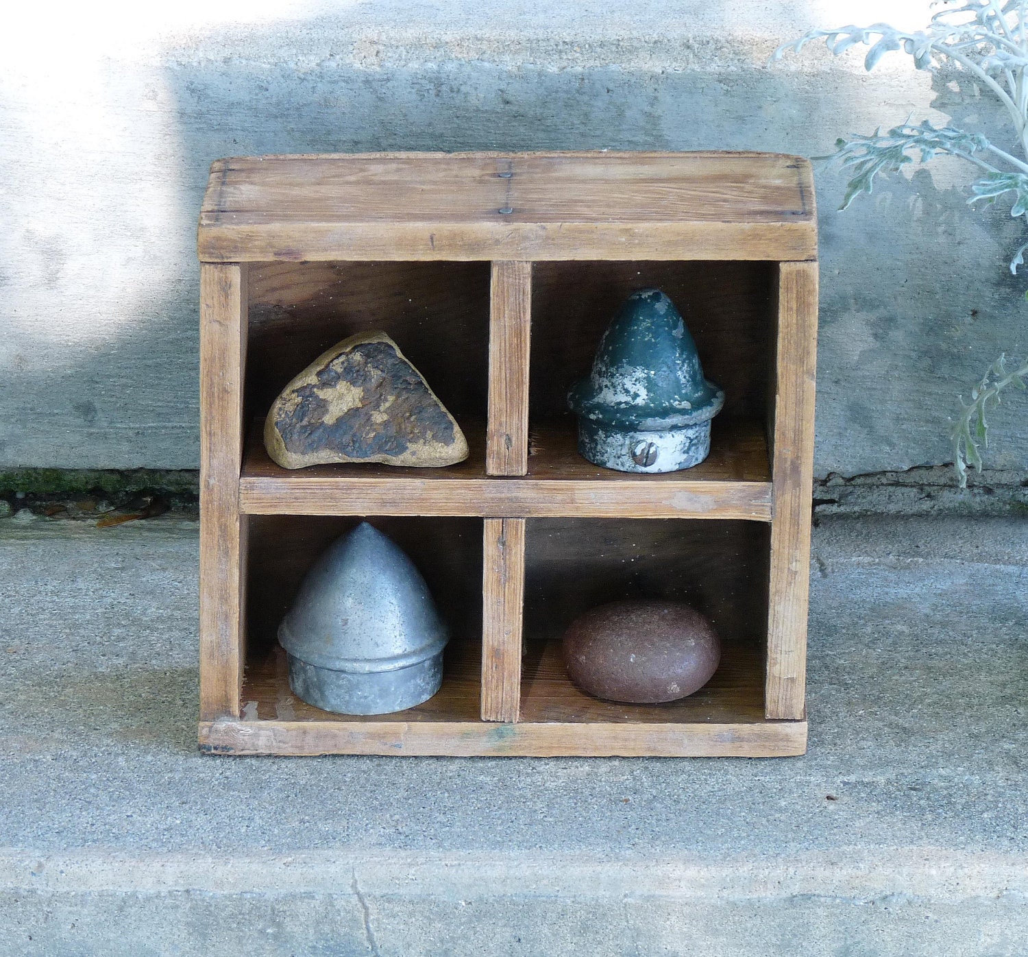 Primitive Wooden Wood Box Handmade Vintage Display Prim Folk Art Farmhouse Farm Industrial Loft Style