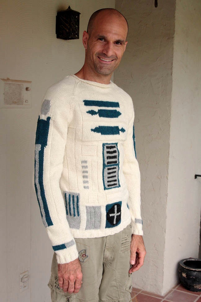 CUSTOM made to order -- Star Wars R2D2 sweater