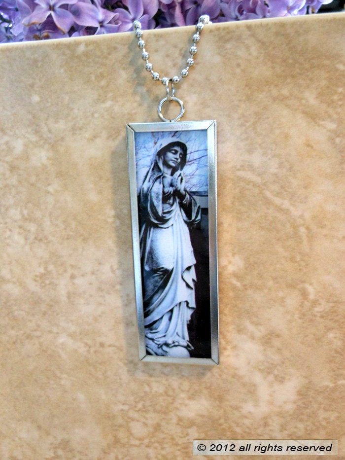 Photo art pendant - Virgin Mary - Original signed art pendant necklace