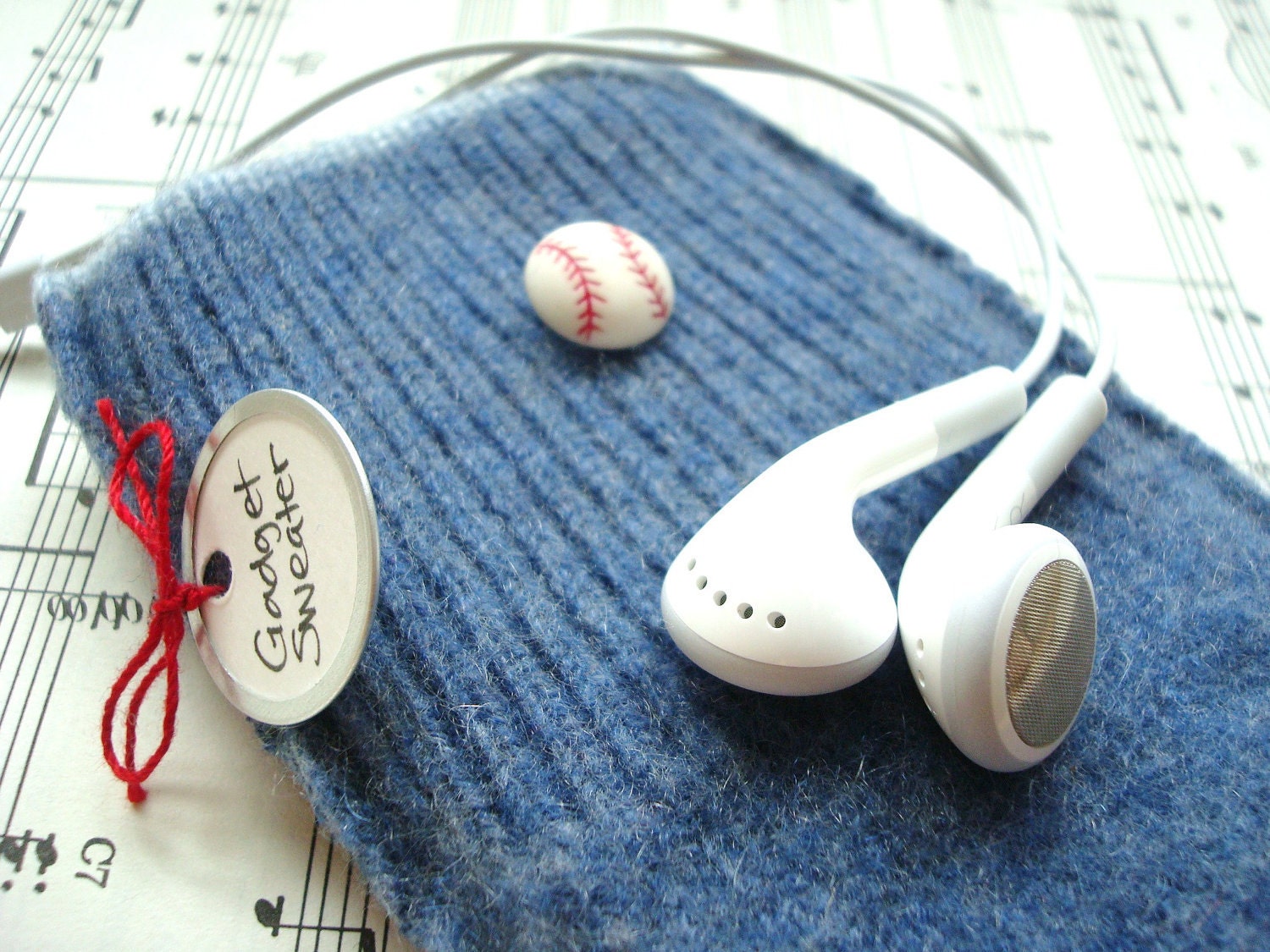 iPod Cover iPhone Case BASEBALL Cell Phone Sleeve iPhone 4 Cover by WormeWoole