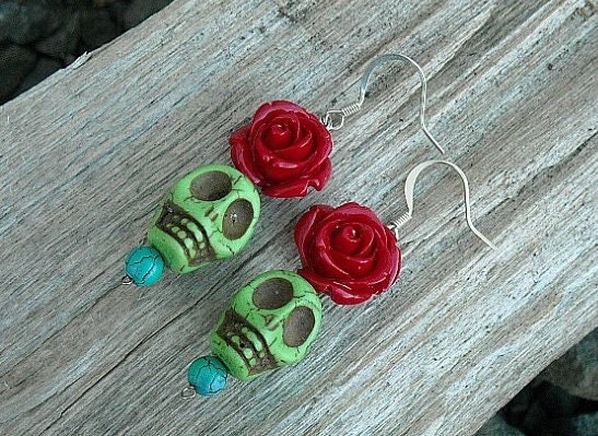 Day of the Dead, Day of the Dead Earrings, Day of the Dead Skull Earrings, Green, Red, Roses,