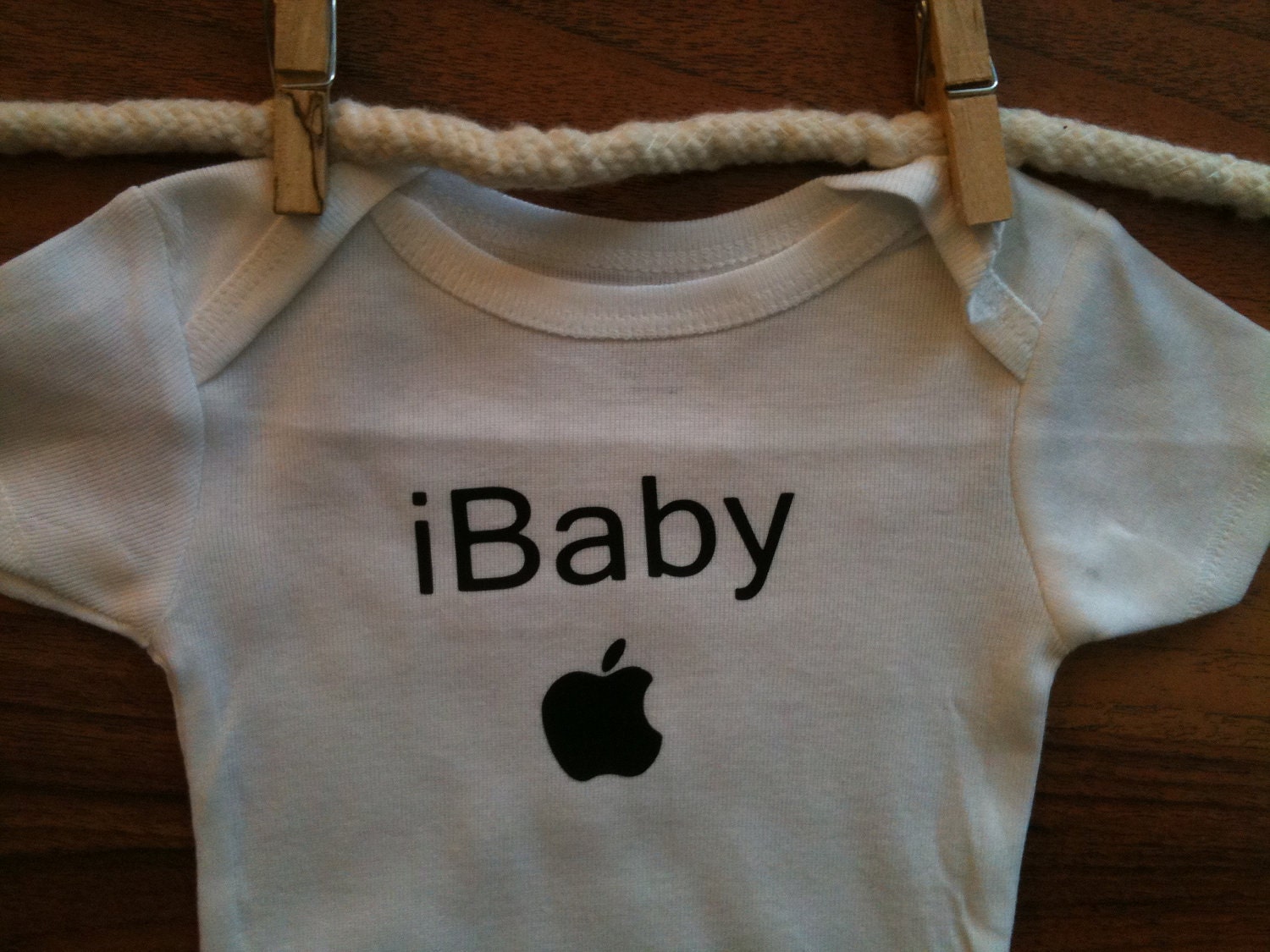 iBaby iPod iPhone Mac Cool Baby Bodysuit Onesie Creeper MORE COLORS