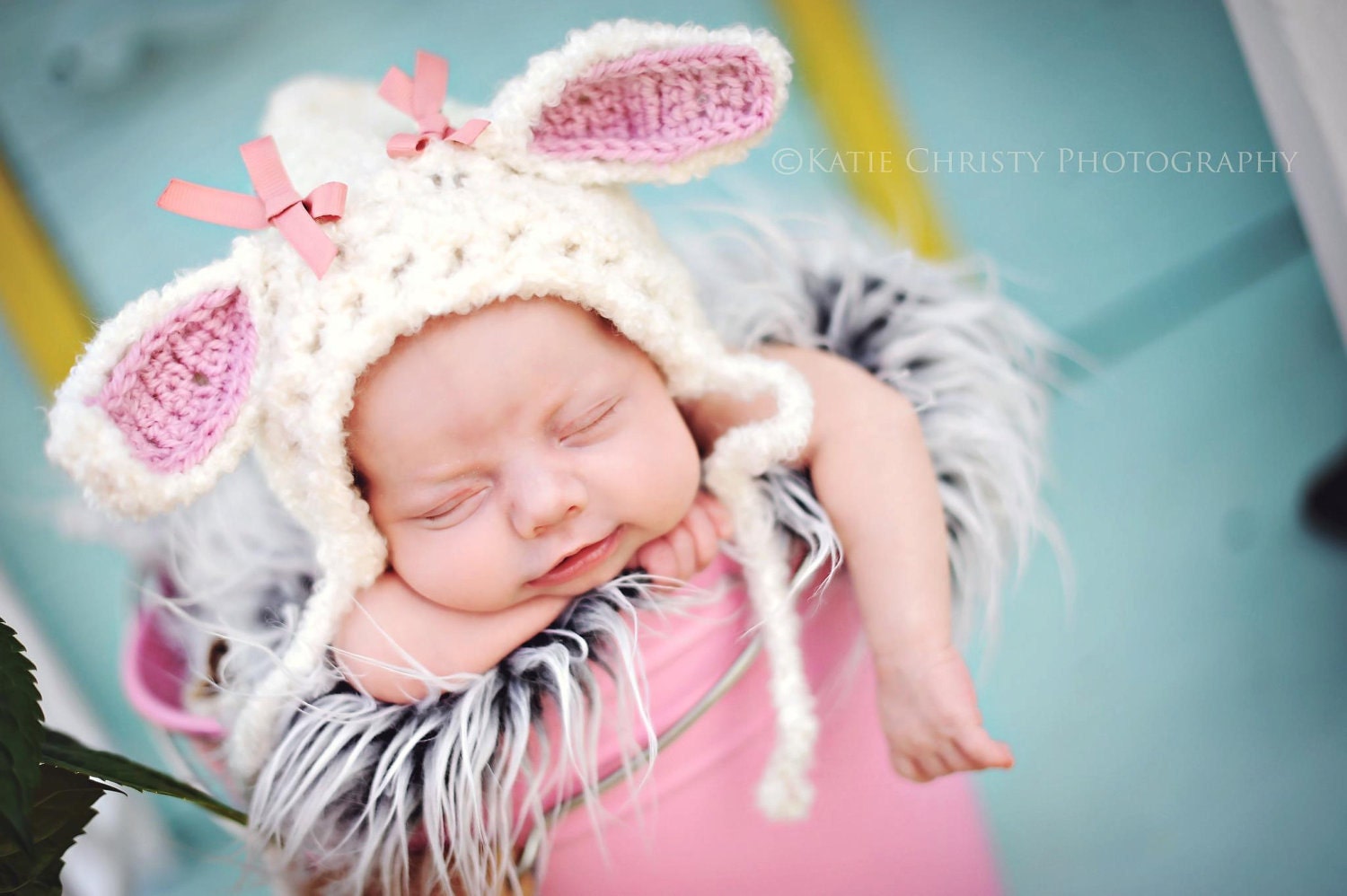 FREE SHIPPING newborn photo prop be a lamb bonnet hat with detachable bows 2 props in 1