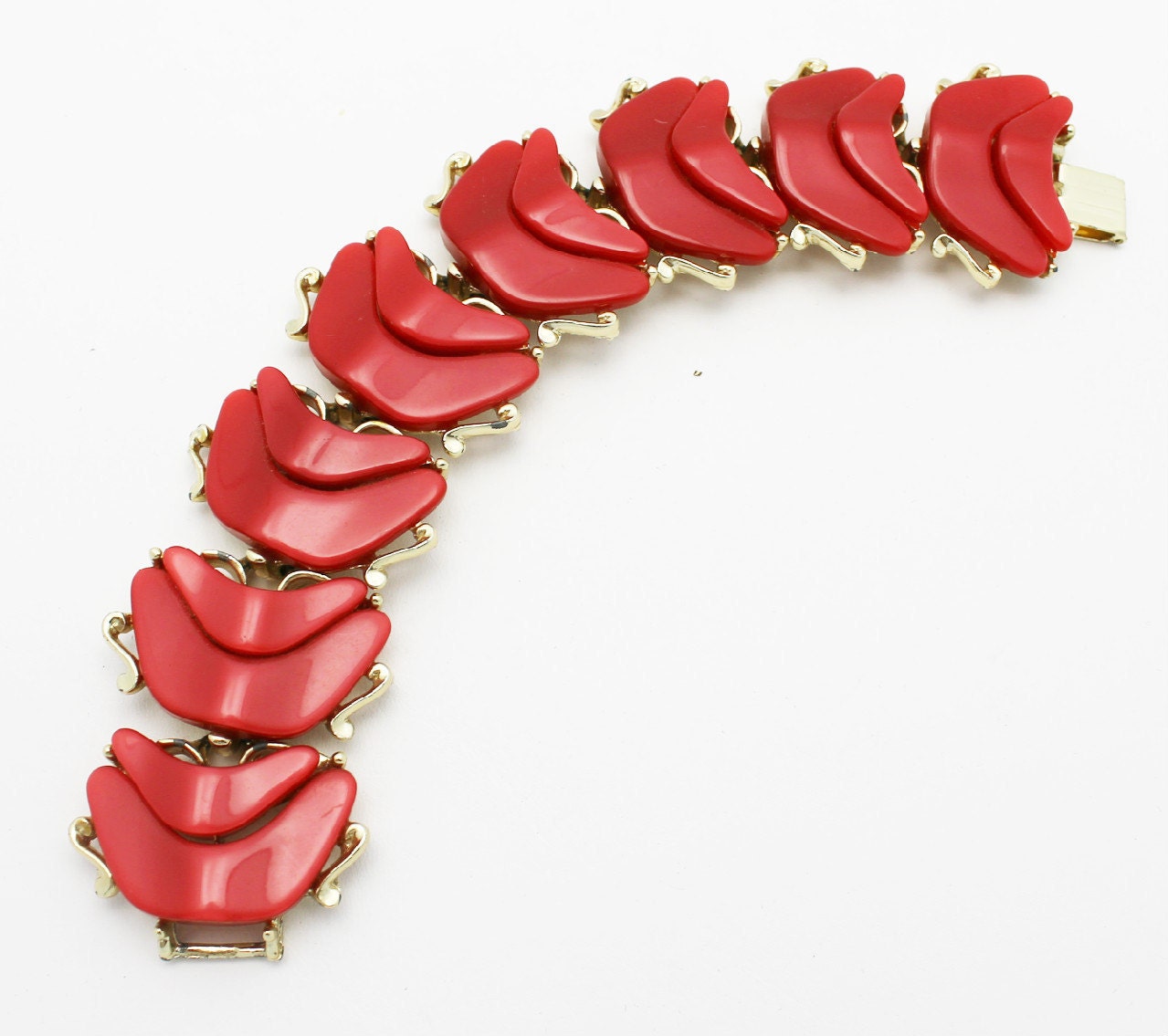 Vintage Bracelet Rose Moulded Acrylic