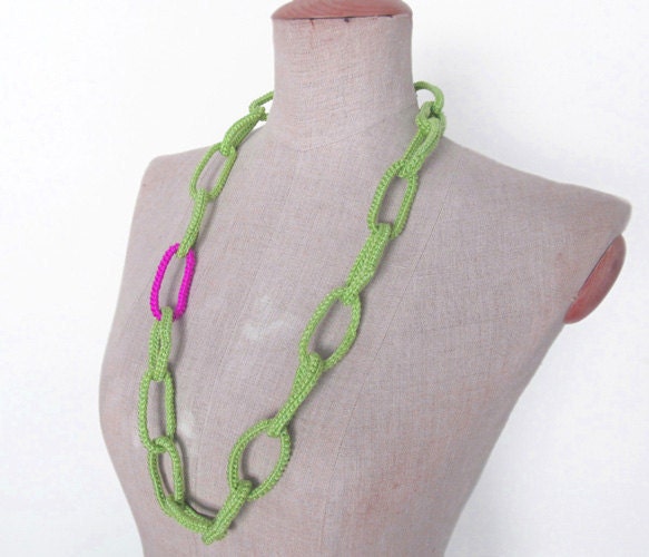 Link Chain Necklace Poppy