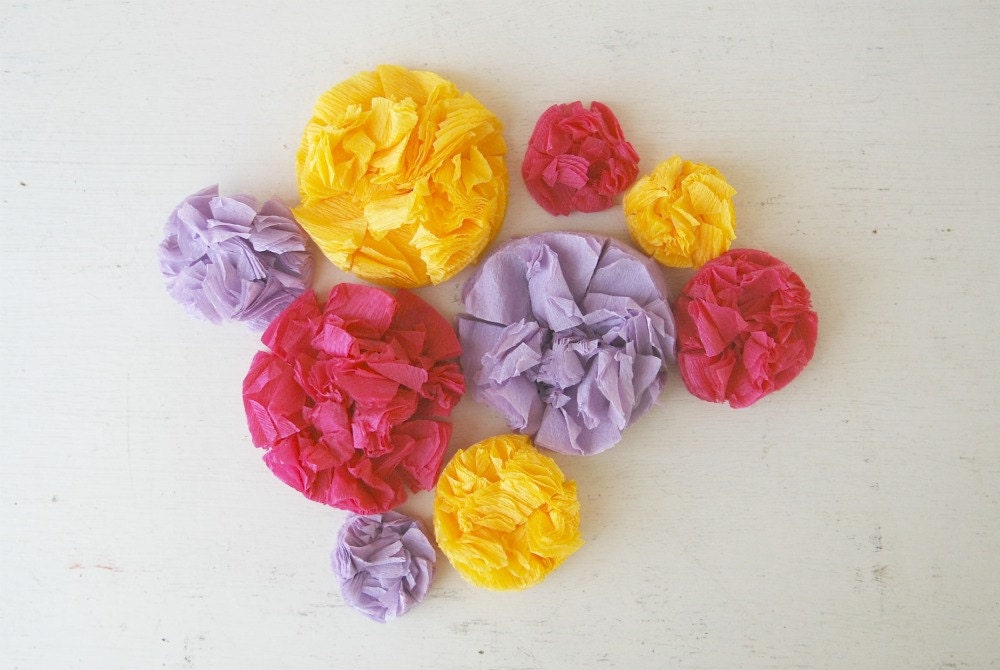 Gift Wrap Pom Collection